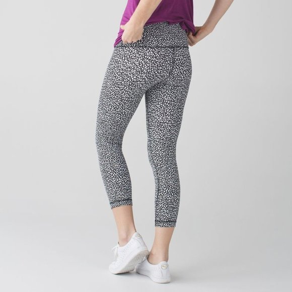 Lululemon Wunder Under Crop (Hi-Rise) Rare Mosaic - Picture 10 of 12